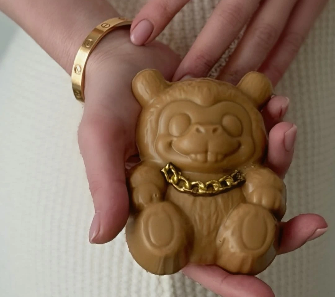 Close-up of DABUBU chocolate in hand